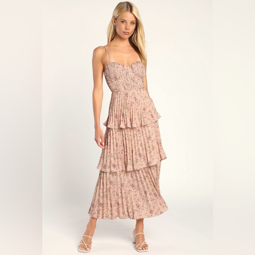 Lulu's Blush Floral Tiered Maxi Dress